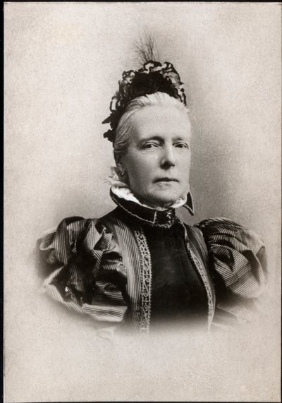 Porträt von Marie Henriette von Österreich (1836-1902), Königin von Belgien von French Photographer